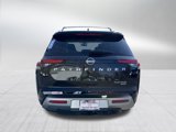 New 2025 Nissan Pathfinder Platinum image 4