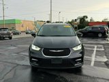 Used 2021 Chrysler Pacifica Touring image 4