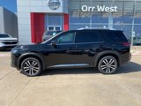 New 2025 Nissan Pathfinder Platinum image 2