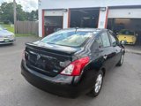 Used 2013 Nissan Versa SL w/ SL Tech Pkg image 4