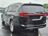 Certified 2022 Chrysler Pacifica Limited w/ Uconnect Theater Family Group image 4