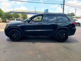 Used 2019 Jeep Grand Cherokee Laredo image 3