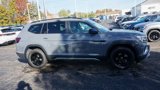New 2025 Volkswagen Atlas Peak Edition SE image 5