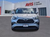 Used 2024 Toyota Highlander LE image 2