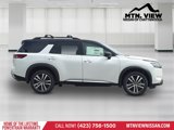 New 2025 Nissan Pathfinder Platinum image 4