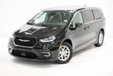 Used 2023 Chrysler Pacifica Touring-L image 2
