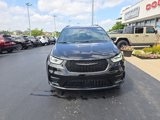 New 2026 Chrysler Pacifica Limited w/ S Appearance Package image 2