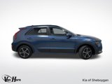 Used 2023 Kia Niro EX image 3