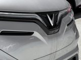New 2025 VinFast VF 8 Eco image 3