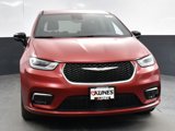New 2025 Chrysler Pacifica Select image 2