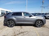 New 2025 Volkswagen Atlas Cross Sport SEL Premium R-Line image 3