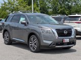 New 2025 Nissan Pathfinder Platinum image 3