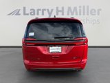 New 2025 Chrysler Pacifica Premium image 4