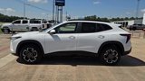 Certified 2024 Chevrolet Trax LT w/ Driver Confidence Package image 5