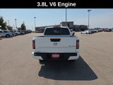 Used 2024 Nissan Frontier SV w/ SV Convenience Package image 5