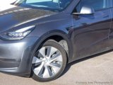 Used 2020 Tesla Model Y Long Range image 3