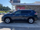 Used 2015 Nissan Rogue SV w/ SV Moonroof Package image 3