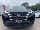Used 2025 Nissan Rogue SV image 3