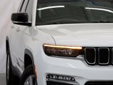 Used 2023 Jeep Grand Cherokee Limited w/ Luxury Tech Group II image 4