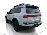 Used 2024 Lexus GX 550 image 4