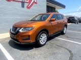 Used 2017 Nissan Rogue S image 2