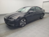 Used 2023 Hyundai Elantra SEL w/ Convenience Package image 2