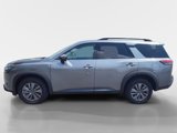 Used 2025 Nissan Pathfinder SV image 3
