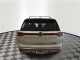 New 2025 Nissan Pathfinder Platinum image 4