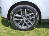 New 2025 Land Rover Range Rover Long Wheelbase SE image 2