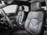 Certified 2025 Porsche Macan image 5