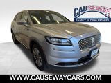 Used 2022 Lincoln Nautilus Reserve image 1
