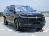 New 2025 Lincoln Navigator L Reserve image 3