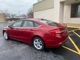 Used 2018 Ford Fusion SE w/ Fusion SE Technology Package image 3