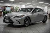 Certified 2025 Lexus ES 300h w/ Premium Package image 3