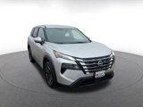 Used 2024 Nissan Rogue SV image 3