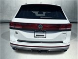 New 2025 Volkswagen Atlas Peak Edition SE image 4