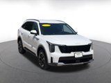 Used 2024 Kia Sorento S image 3