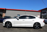 Used 2022 Volvo S60 B5 Inscription w/ Advanced Package image 2