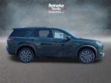 New 2025 Nissan Pathfinder SL w/ SL Premium Package image 4