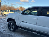 Used 2019 Toyota Tacoma TRD Sport image 4