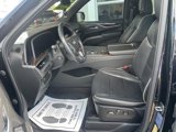 Used 2022 Cadillac Escalade ESV Premium Luxury image 5