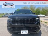 Used 2024 Jeep Wagoneer Series II image 2