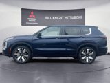 New 2025 Mitsubishi Outlander SE image 2
