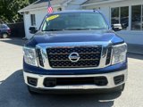 Used 2018 Nissan Titan SV image 3