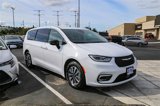 Used 2024 Chrysler Pacifica Select image 6