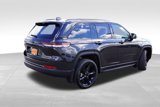 Certified 2024 Jeep Grand Cherokee Limited w/ Luxury Tech Group II image 6