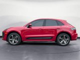 Certified 2024 Porsche Macan image 2
