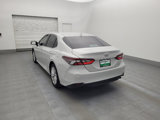 Used 2022 Toyota Camry LE image 5