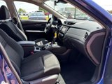 Used 2020 Nissan Rogue S image 4