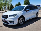 Used 2023 Chrysler Pacifica Limited image 4